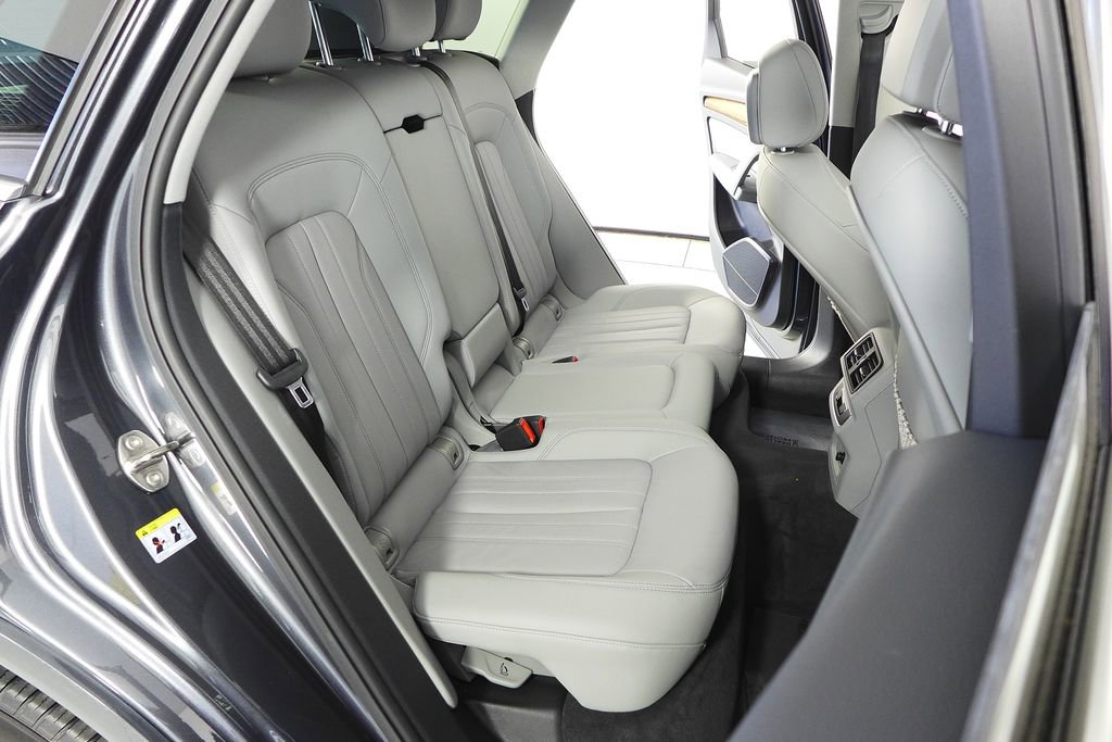 Used 2022 Audi Q5 2.0T Premium Plus w/ Premium Plus Package image 20