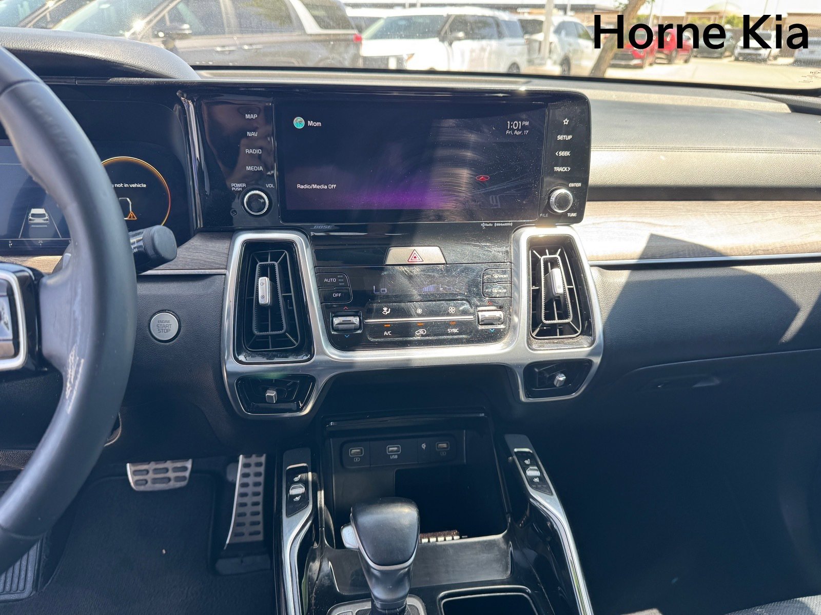 Used 2022 Kia Sorento SX Prestige image 21