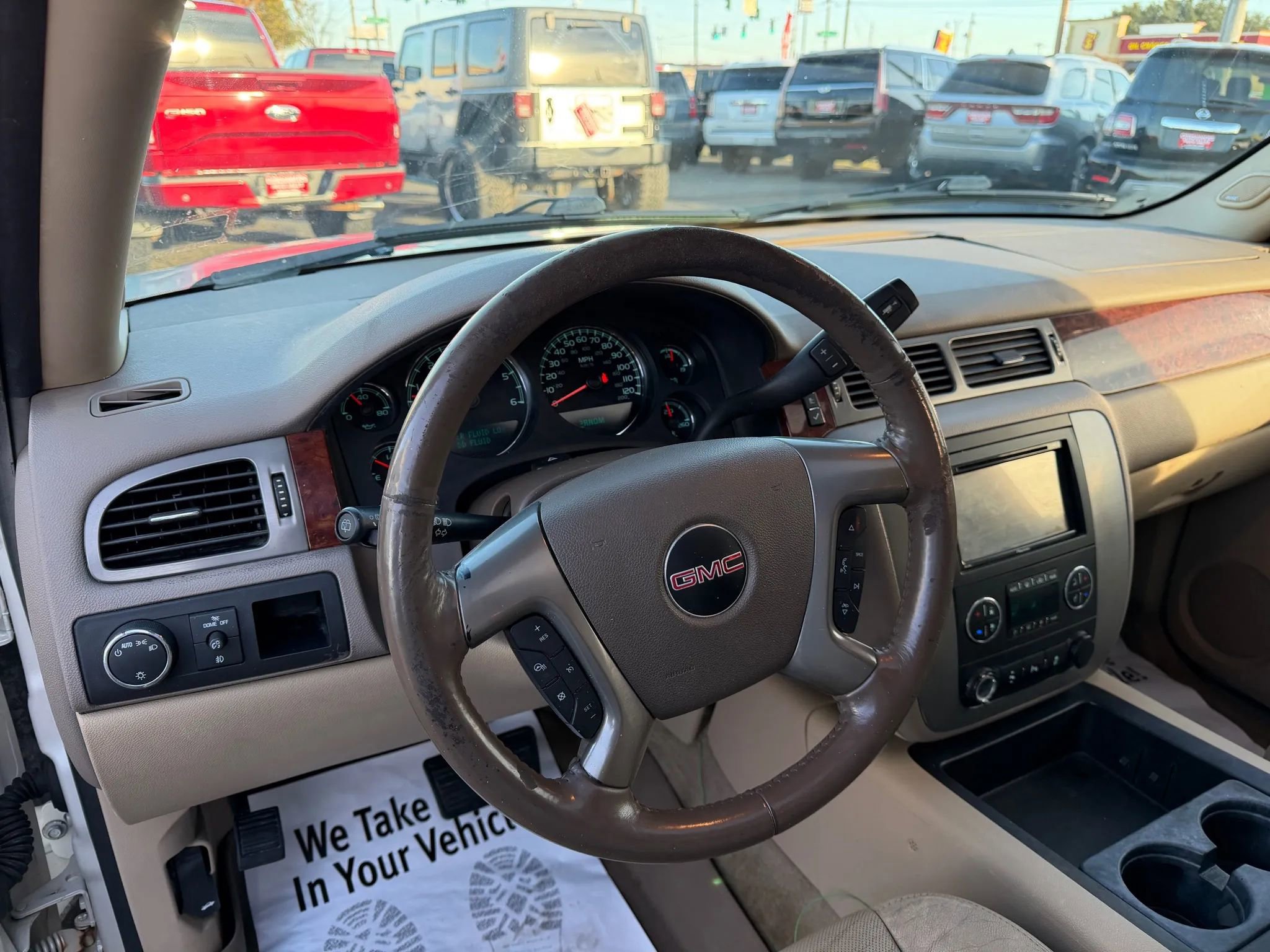 Used 2012 GMC Yukon XL SLT image 5