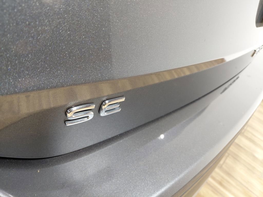 Used 2022 Volkswagen Taos SE image 26