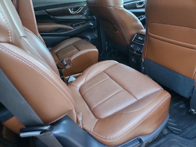 Used 2026 Subaru Ascent Touring w/ Popular Package #2 AWD/4WD image 18