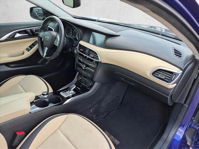 Used 2019 INFINITI QX30 FWD image 22