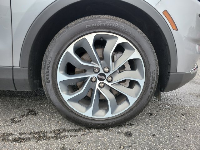 Certified 2023 Lincoln Nautilus Reserve AWD/4WD image 31
