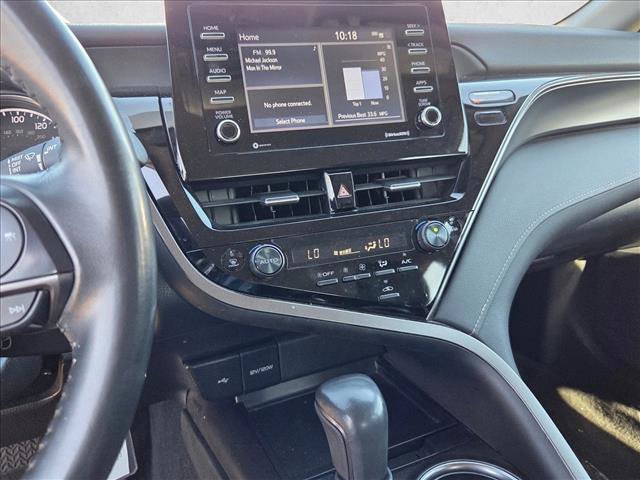 Used 2024 Toyota Camry SE image 12