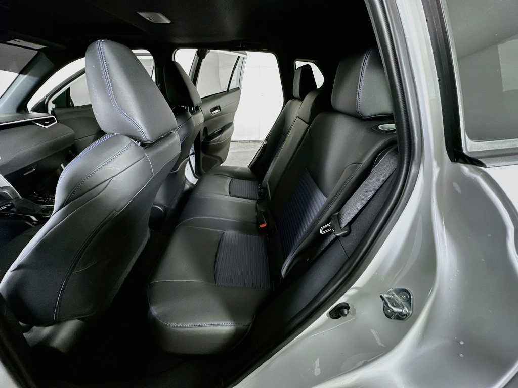 Used 2025 Toyota Corolla Cross AWD Hybrid w/ Convenience Package image 16