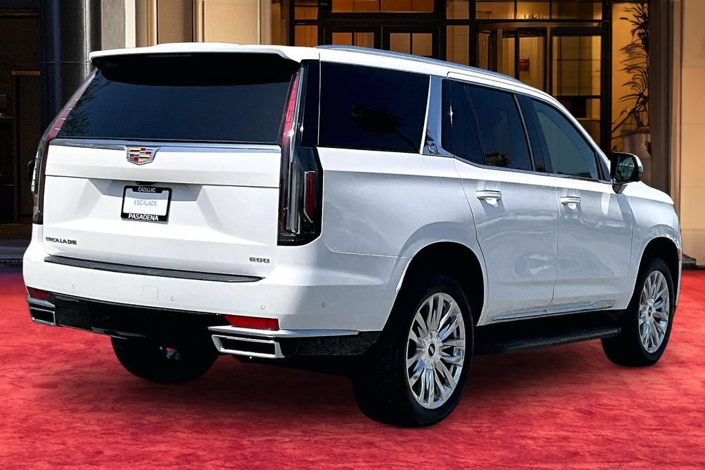 Used 2021 Cadillac Escalade Premium Luxury AWD/4WD image 6