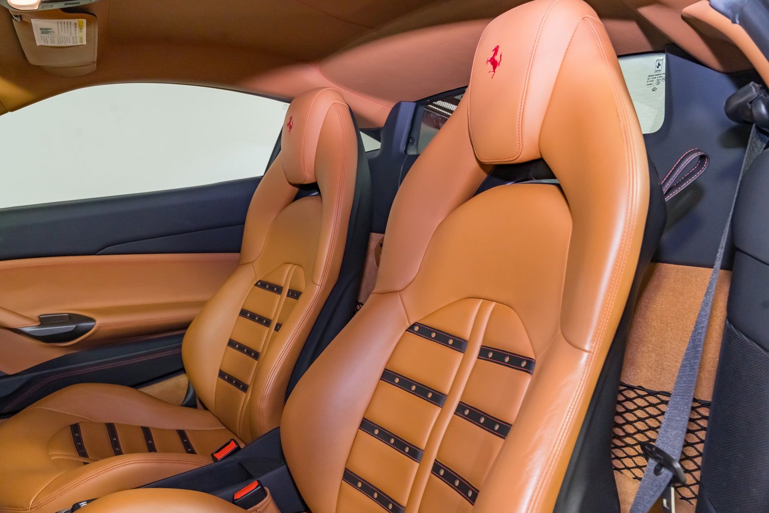 Used 2018 Ferrari 488 GTB RWD image 21