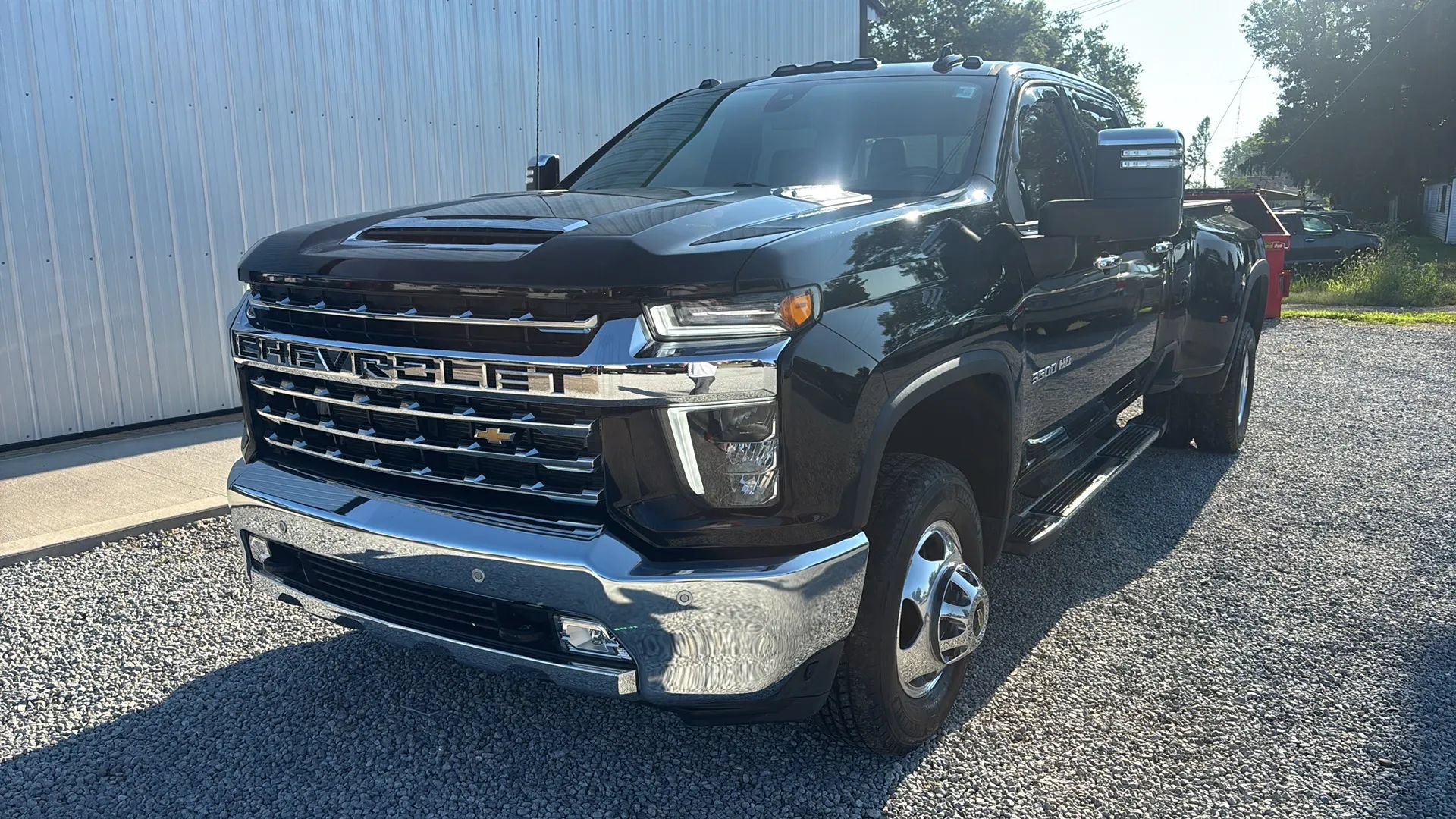 Used 2022 Chevrolet Silverado 3500 LTZ w/ LTZ Convenience Package AWD/4WD image 14