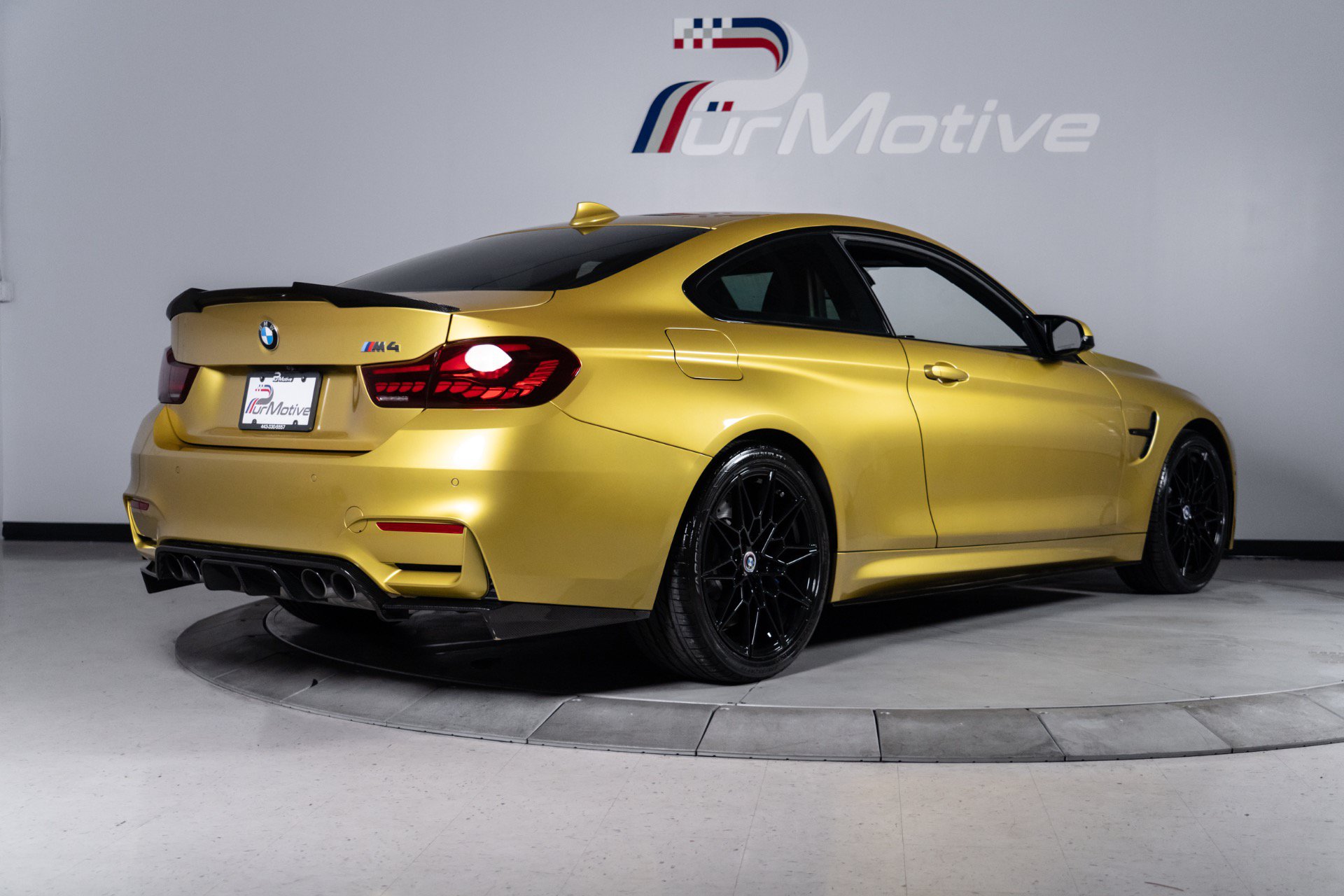 Used 2015 BMW M4 Coupe RWD image 25