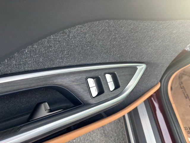 Used 2023 Lucid Air Touring image 9