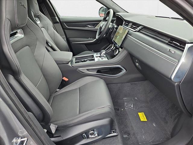 New 2026 Jaguar F-PACE R-Dynamic S image 10