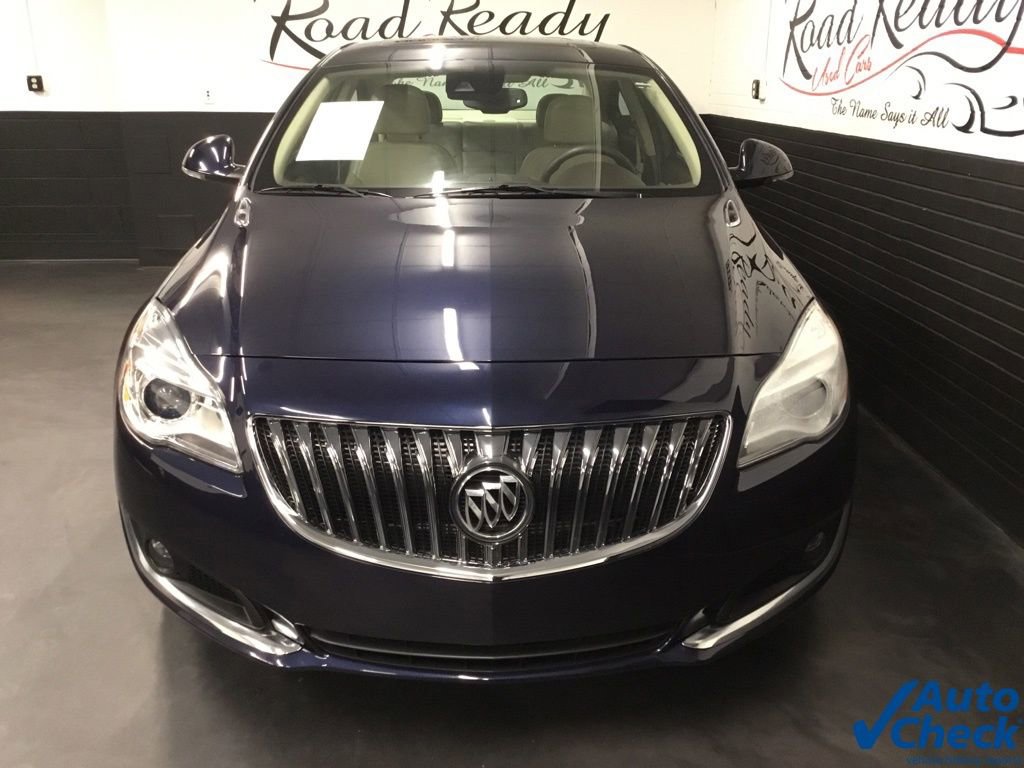 Used 2017 Buick Regal Premium w/ Driver Confidence Package #1 image 4