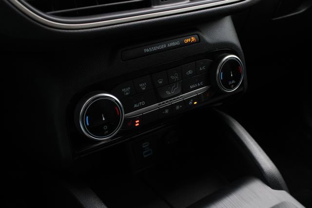 Used 2022 Ford Escape SE w/ Convenience Package image 17