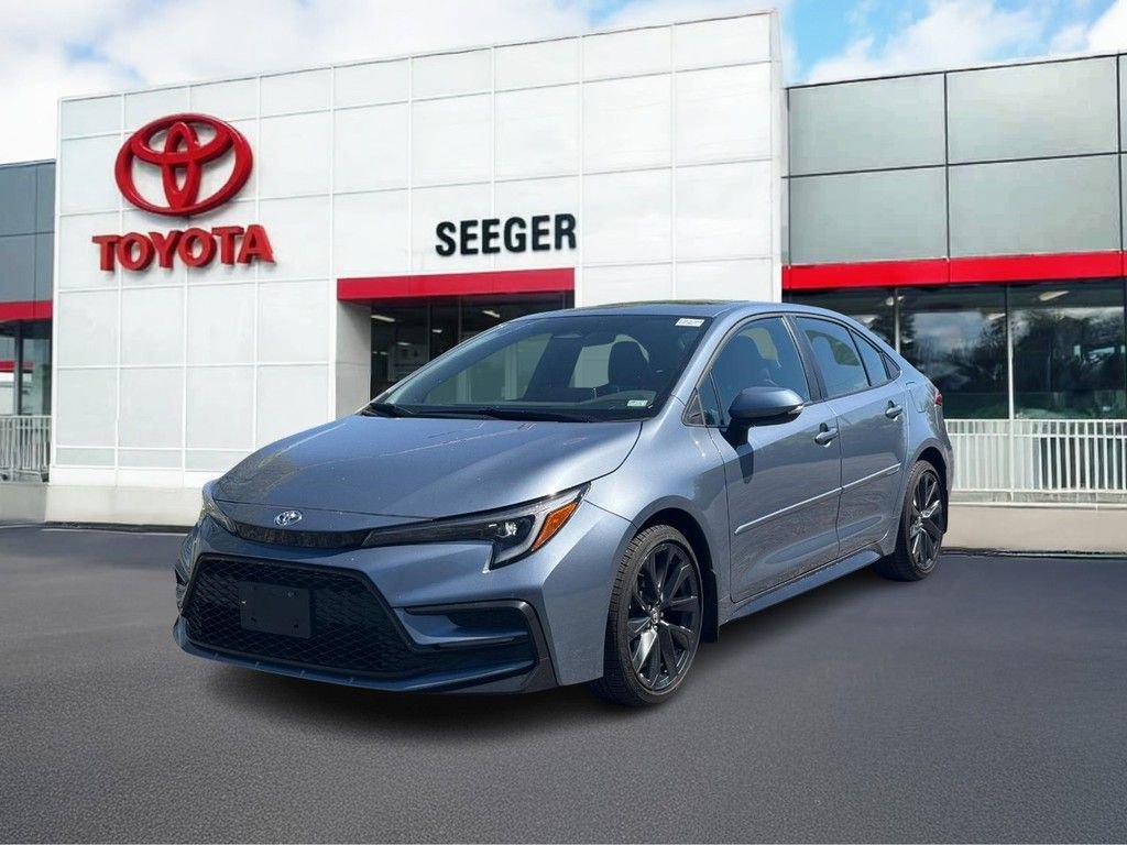 Used 2023 Toyota Corolla XSE FWD image 9