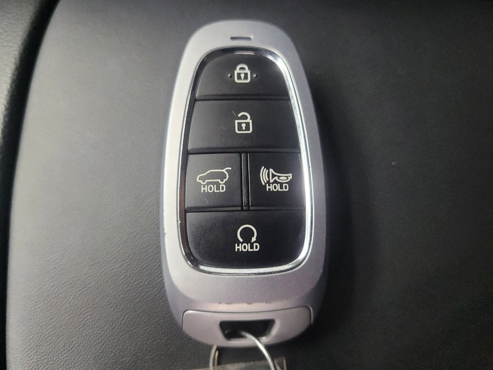 Used 2023 Hyundai Santa Fe SEL image 32