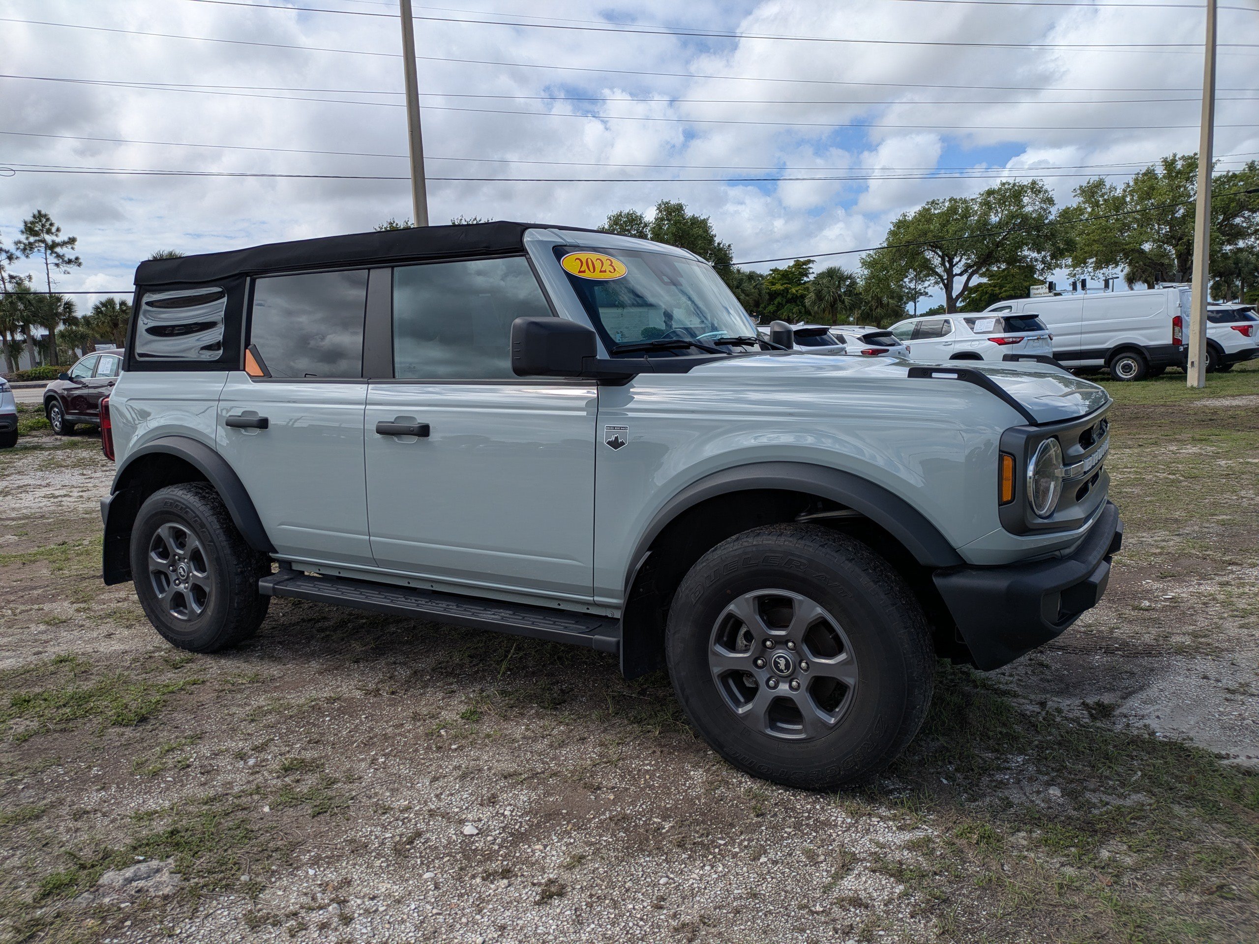 Used 2023 Ford Bronco Big Bend AWD/4WD image 2