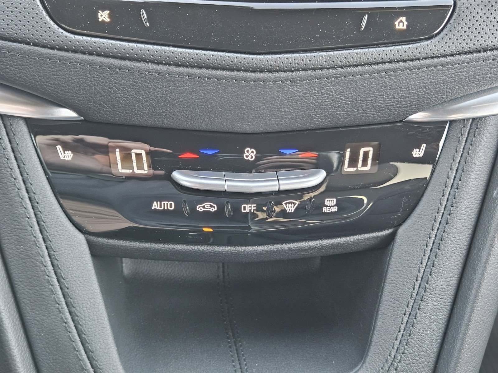 New 2026 Cadillac XT5 Premium Luxury w/ LPO, Floor Liner Package FWD image 14