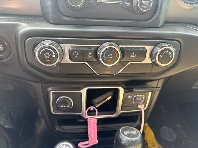 Used 2021 Jeep Wrangler Sport AWD/4WD image 17