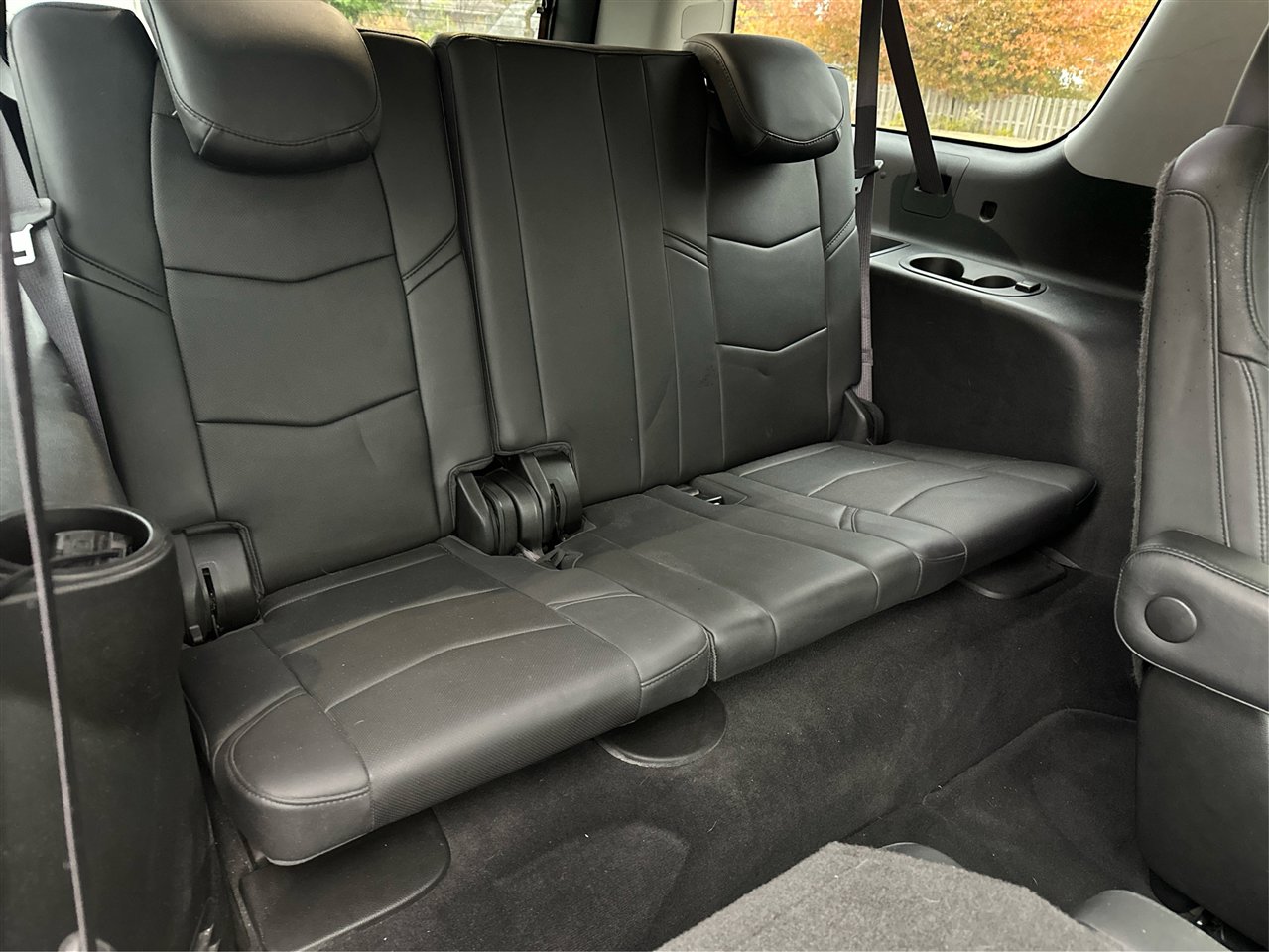 Used 2016 Cadillac Escalade ESV Luxury image 42