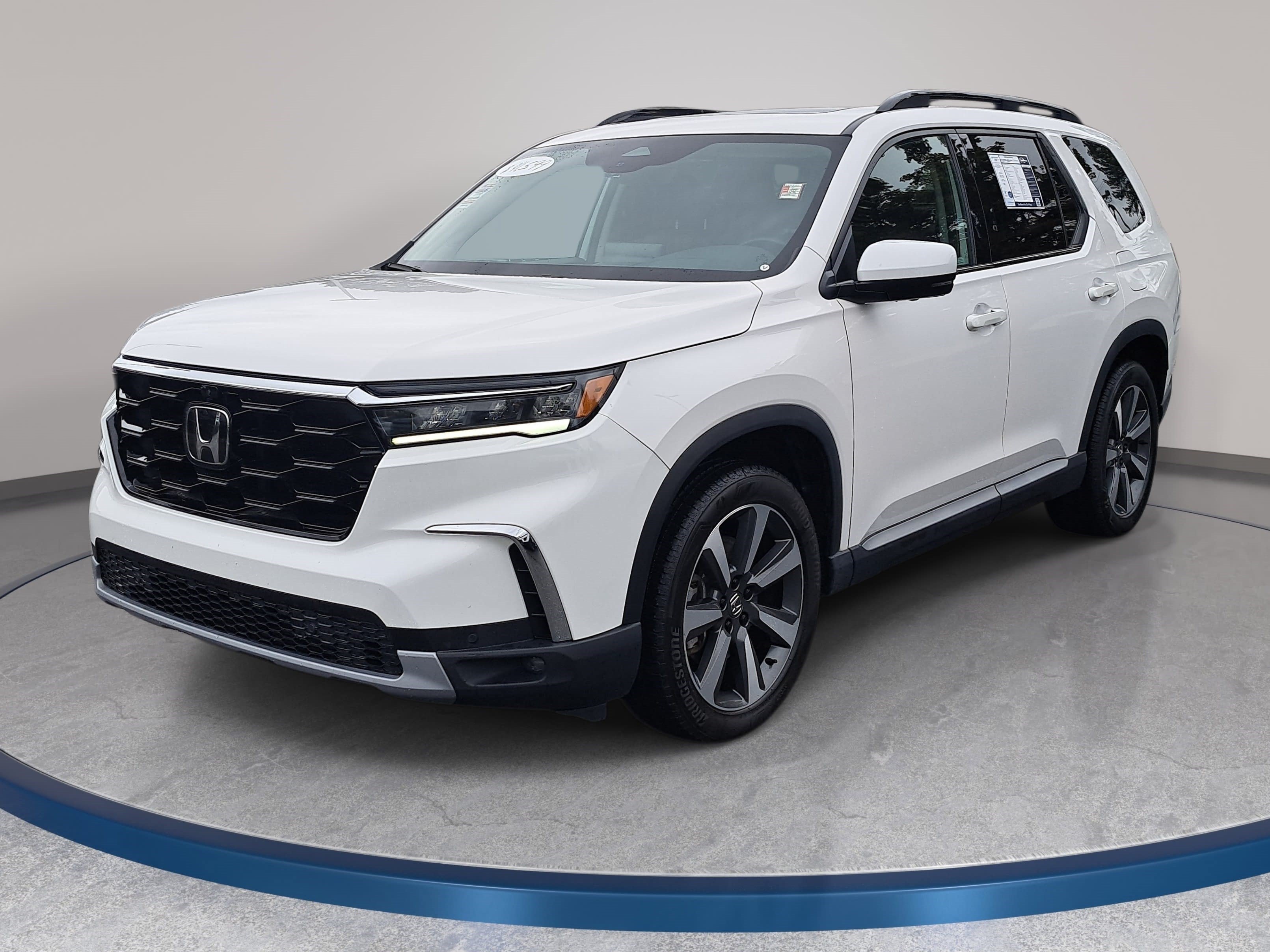 Used 2024 Honda Pilot Elite