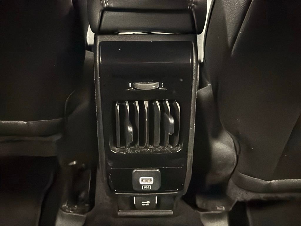 Used 2025 Jeep Compass Latitude image 20