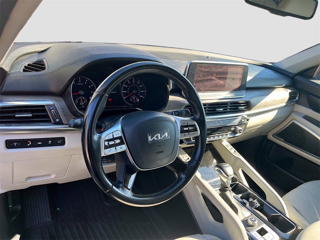 Used 2022 Kia Telluride EX w/ EX Premium Package image 9