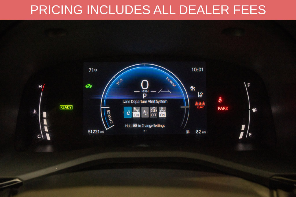Certified 2025 Toyota Camry SE FWD image 17
