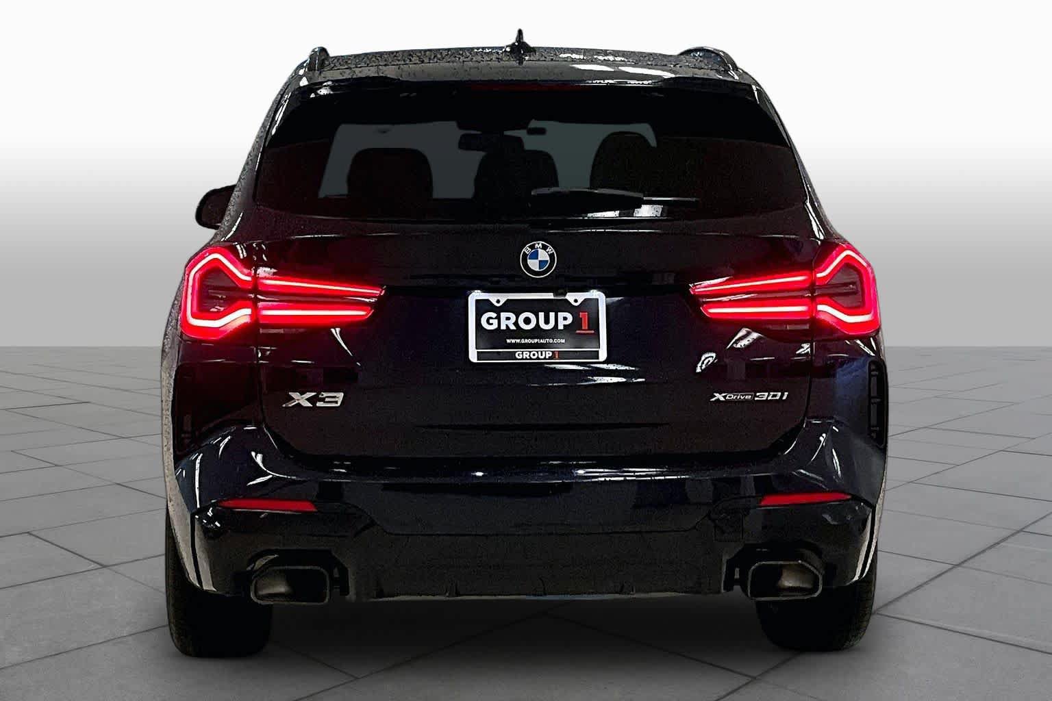 Used 2024 BMW X3 xDrive30i w/ Premium Package AWD/4WD image 4