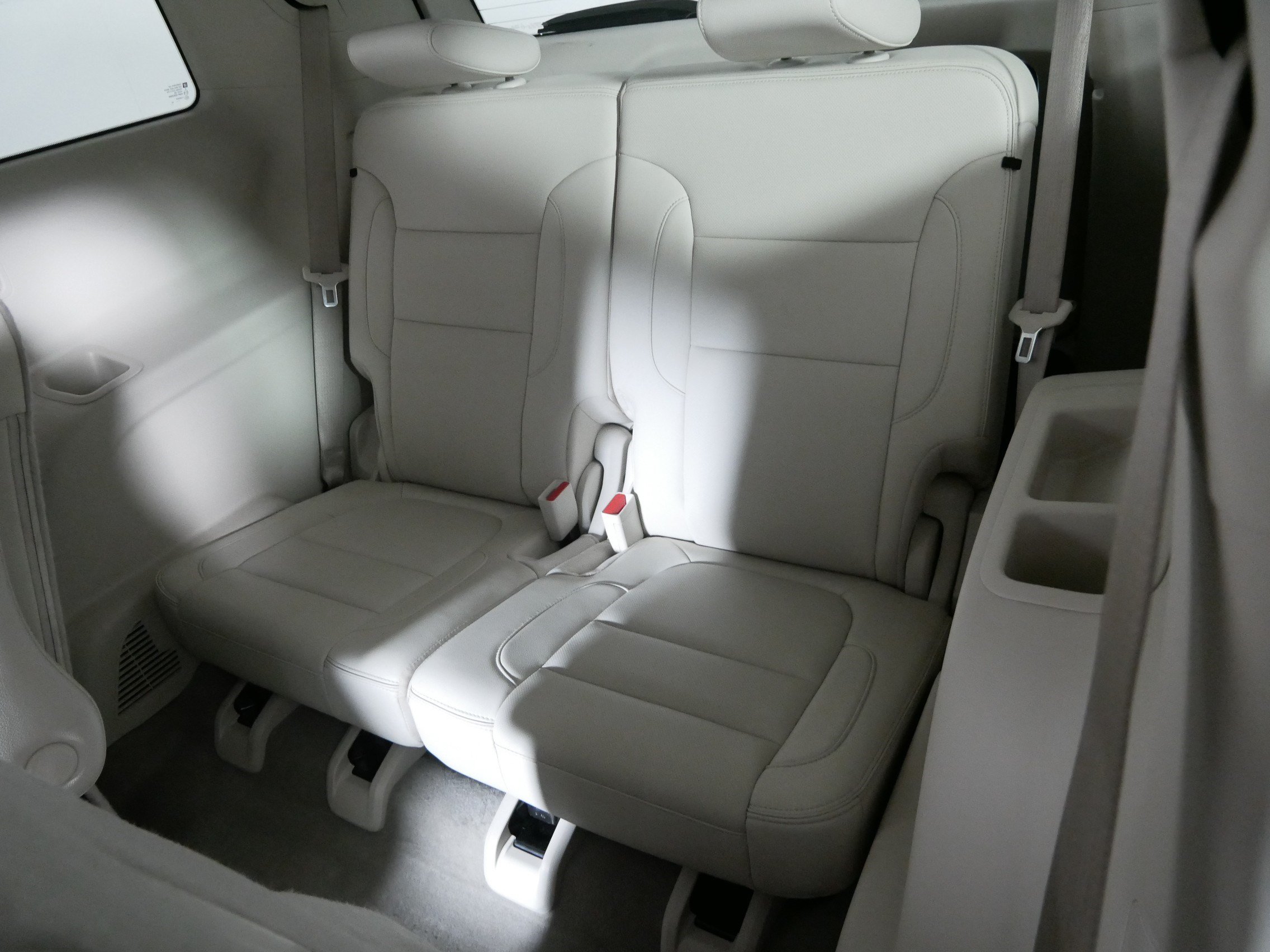 Used 2022 GMC Acadia Denali w/ Denali Ultimate Package FWD image 33