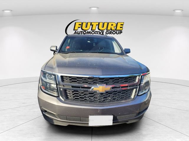 Used 2019 Chevrolet Suburban LT image 2