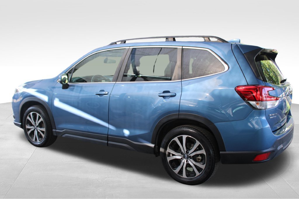 Used 2023 Subaru Forester Limited AWD/4WD image 13