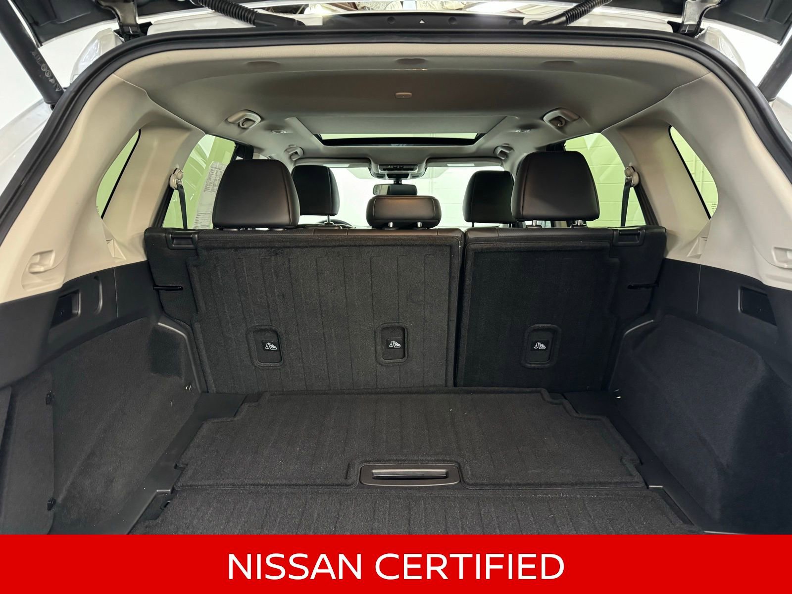 Used 2024 Nissan Rogue Platinum w/ Platinum Premium Package image 35