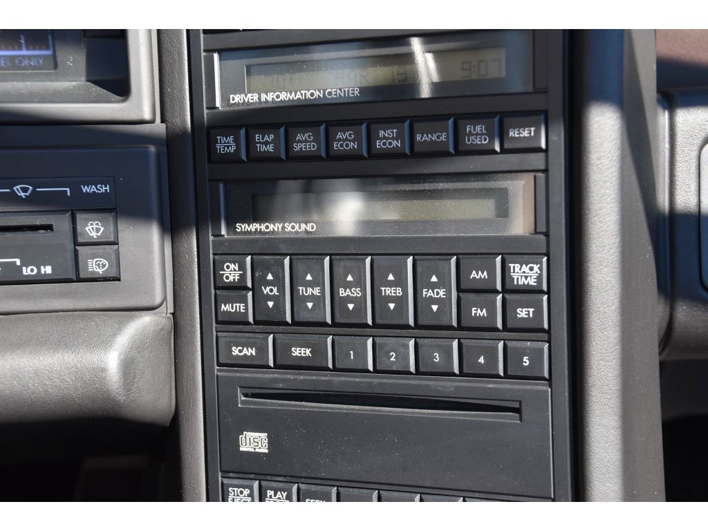 Used 1990 Cadillac Allante image 19