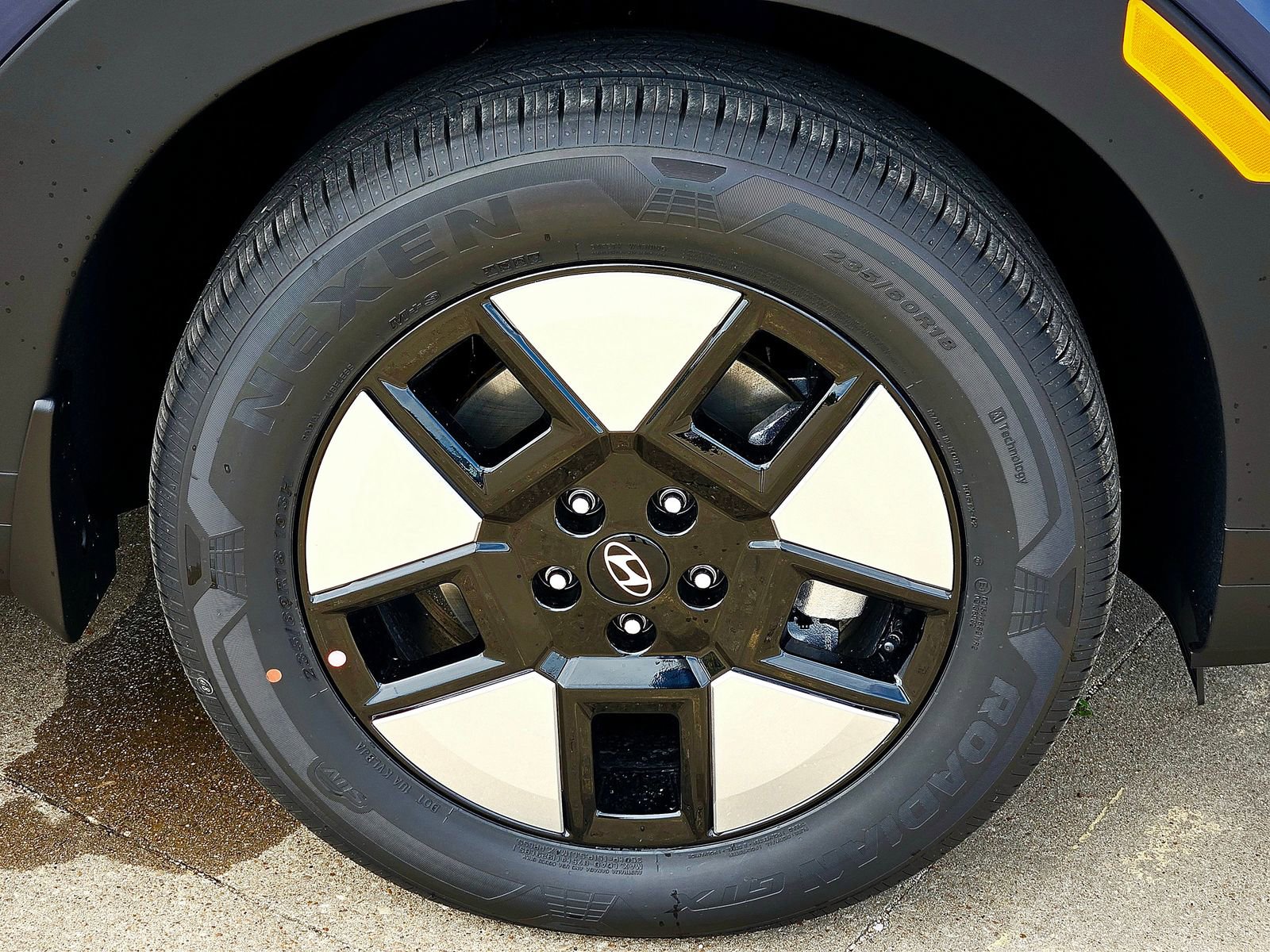New 2026 Hyundai Santa Fe SEL FWD image 7