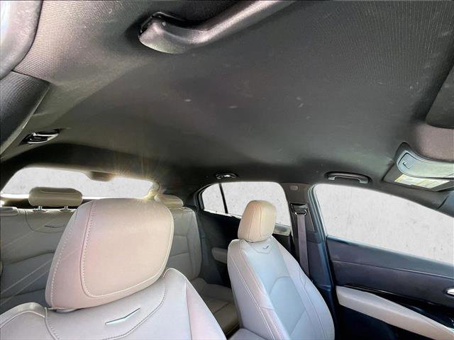 Used 2024 Cadillac XT4 Luxury w/ Cold Weather Package image 17