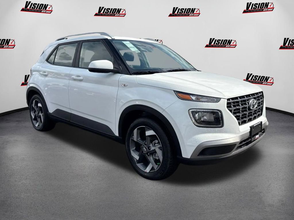 New 2026 Hyundai Venue SEL FWD image 3