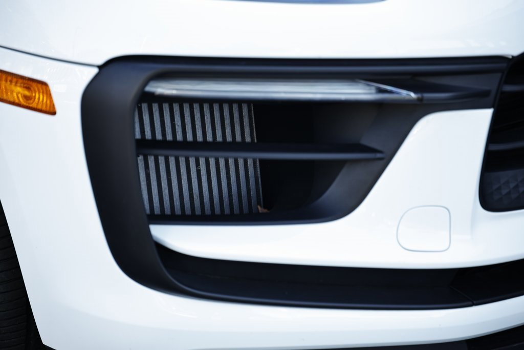 Used 2023 Porsche Macan S image 17