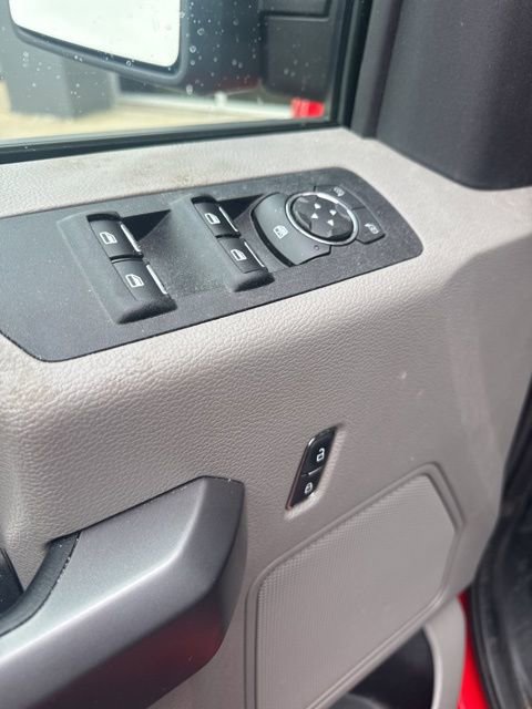 Used 2020 Ford F150 XLT image 18