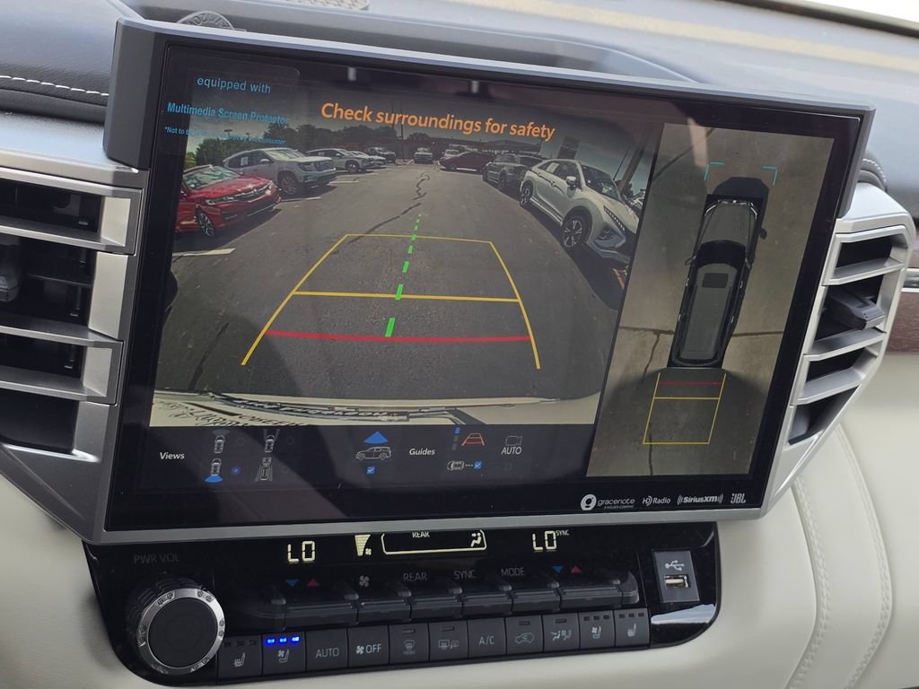 Used 2024 Toyota Sequoia Capstone AWD/4WD image 21