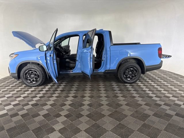 Certified 2025 Honda Ridgeline TrailSport+ image 12