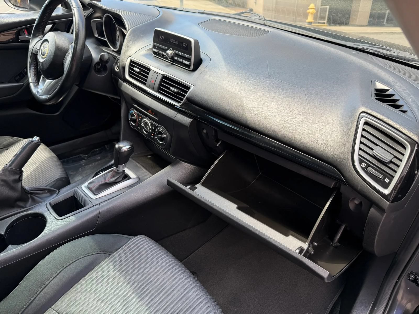 Used 2014 MAZDA MAZDA3 i Touring w/ Moonroof Package 1 FWD image 24