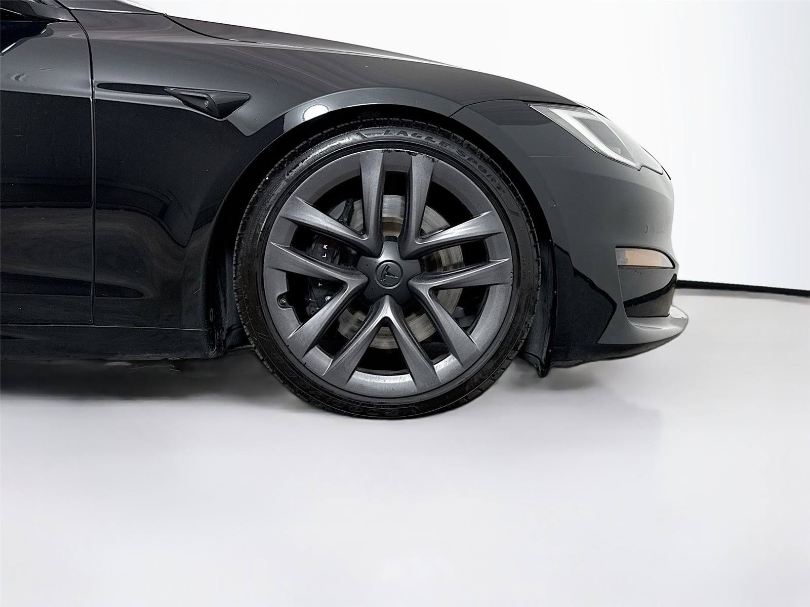 Used 2022 Tesla Model S AWD/4WD image 23
