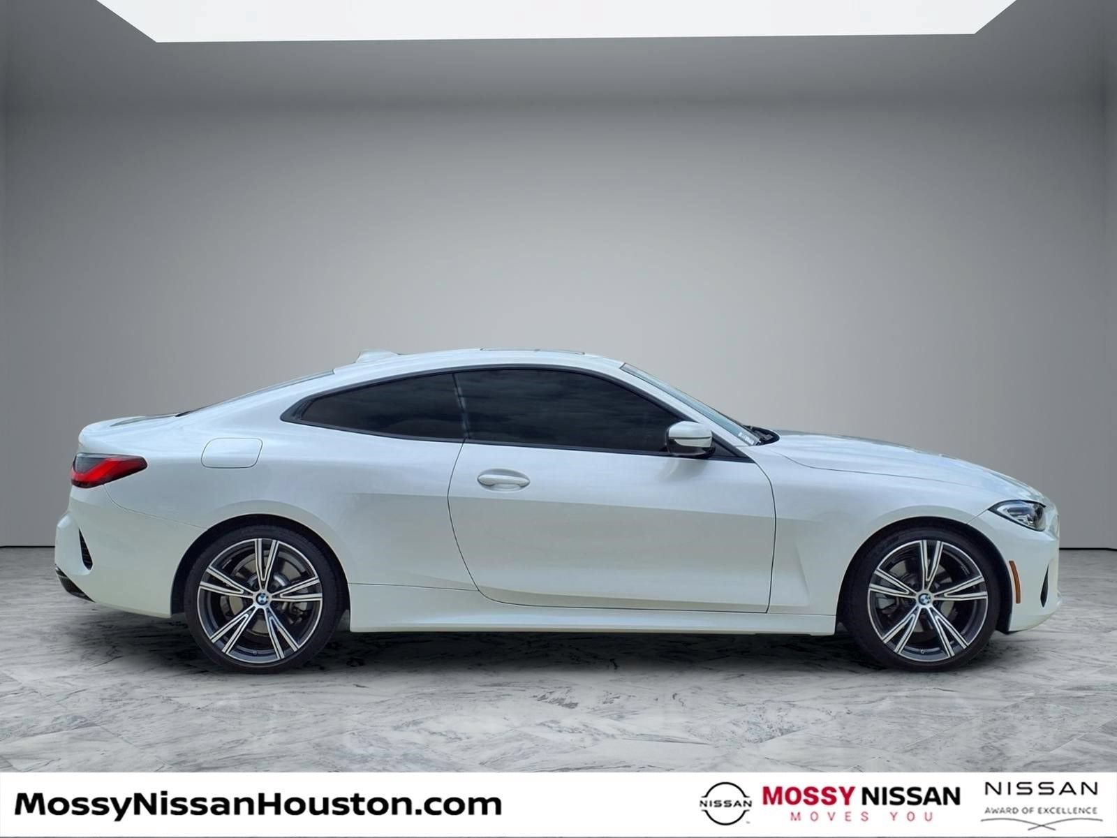 Used 2021 BMW 430i Coupe w/ Convenience Package RWD image 8