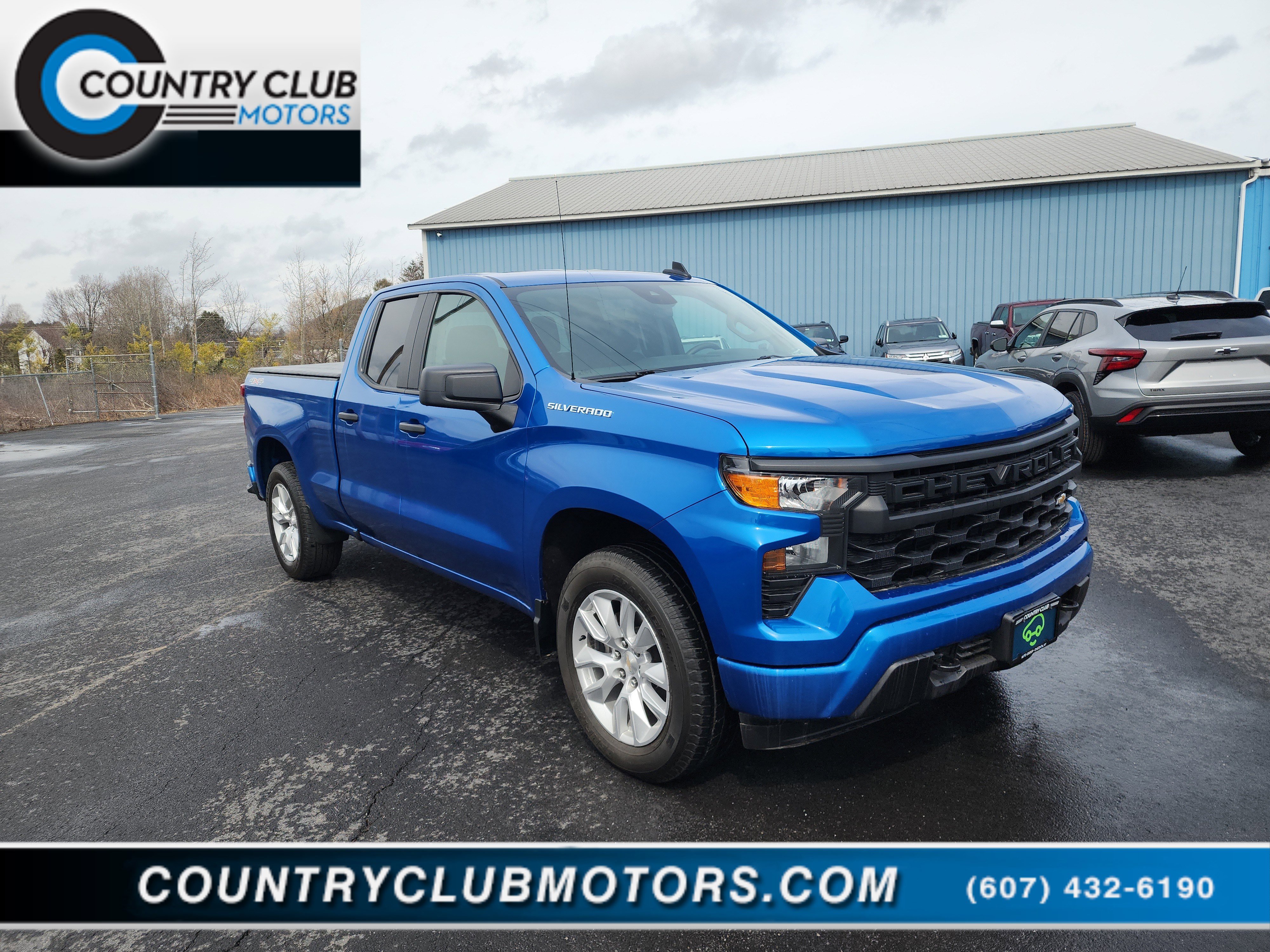 Used 2024 Chevrolet Silverado 1500 Custom image 1