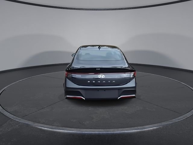 New 2026 Hyundai Sonata SE FWD image 8