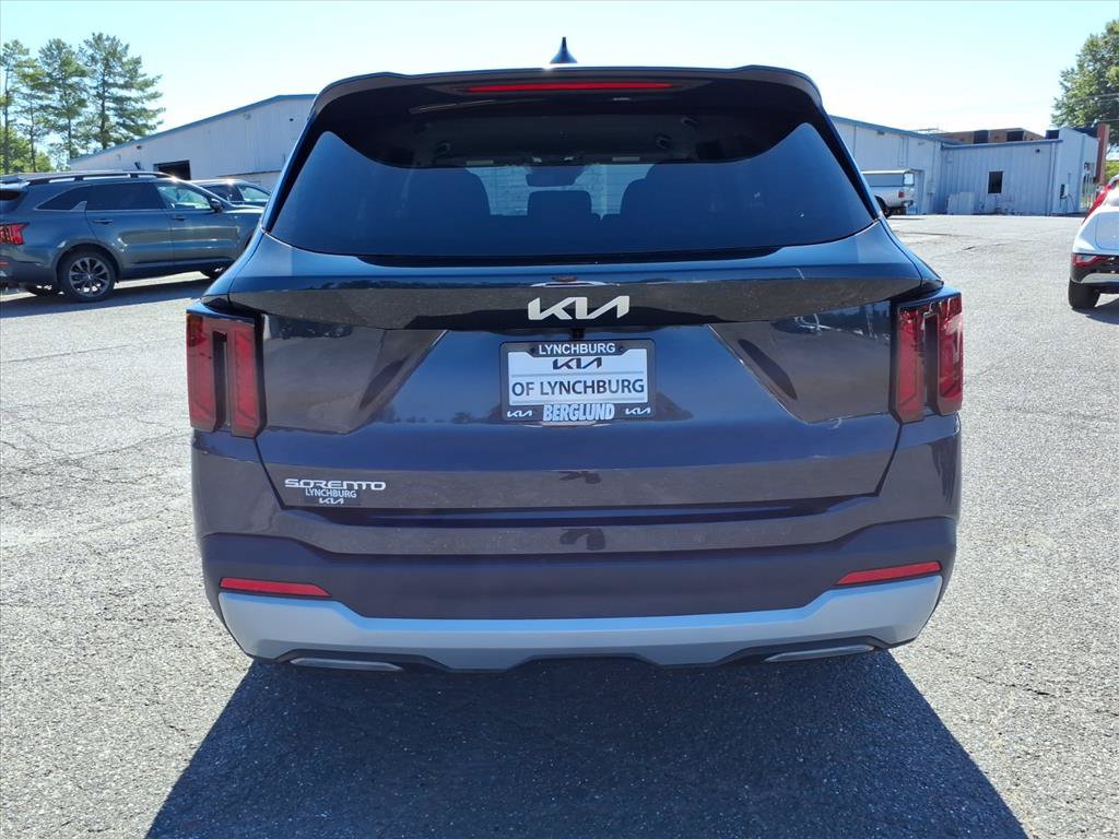 New 2026 Kia Sorento LX FWD image 5