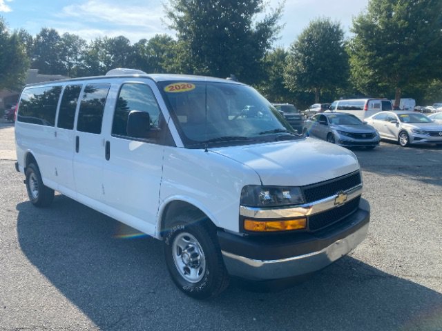 Used 2020 Chevrolet Express 3500 LT w/ LT Preferred Equipment Group RWD image 4