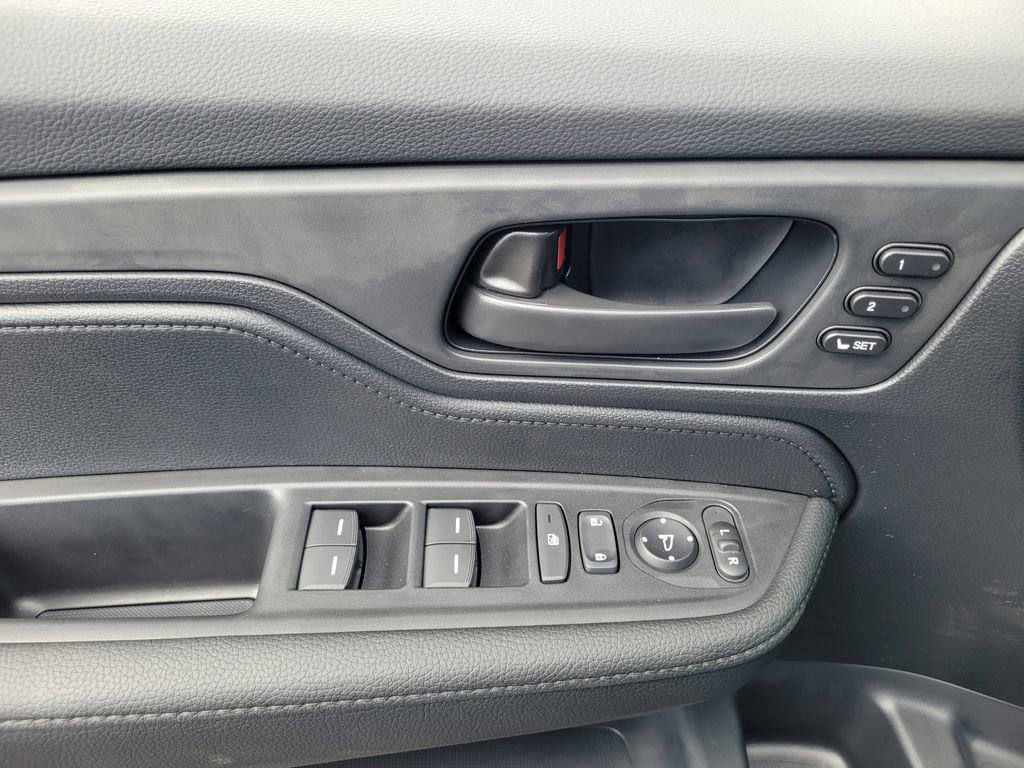 New 2026 Honda Odyssey Sport-L image 14