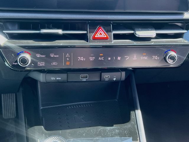 Certified 2024 Kia Niro Wind FWD image 16