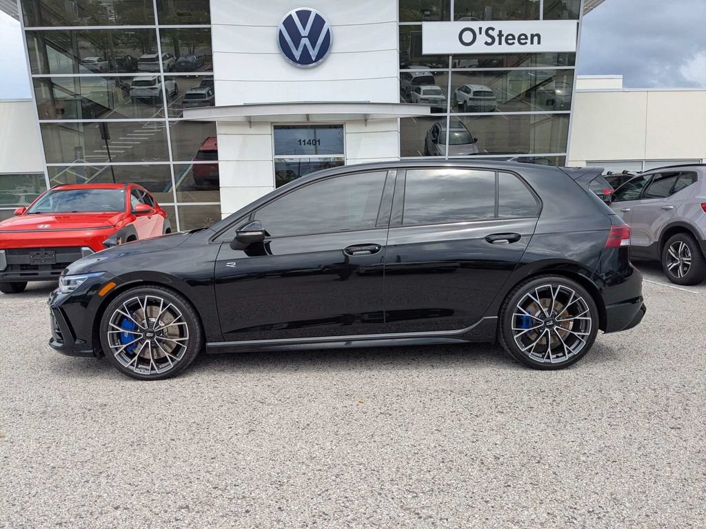 Used 2026 Volkswagen Golf w/ Euro Style Package AWD/4WD image 3